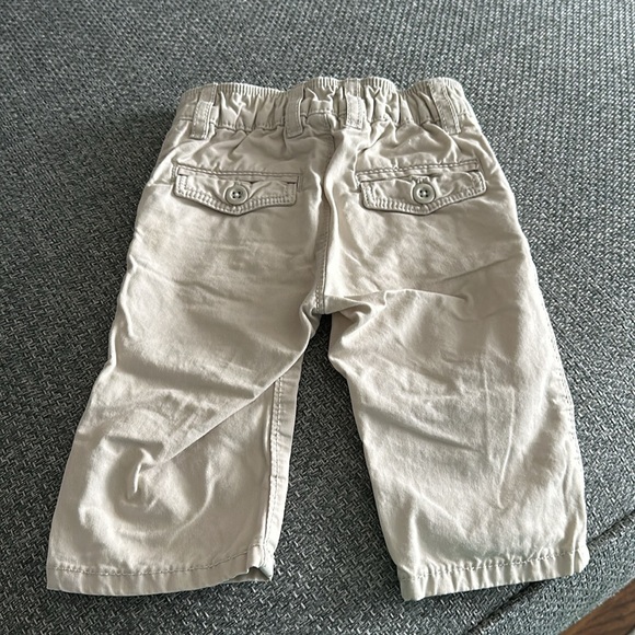 Baby Gap pants, size 0-3 months - Picture 3 of 4